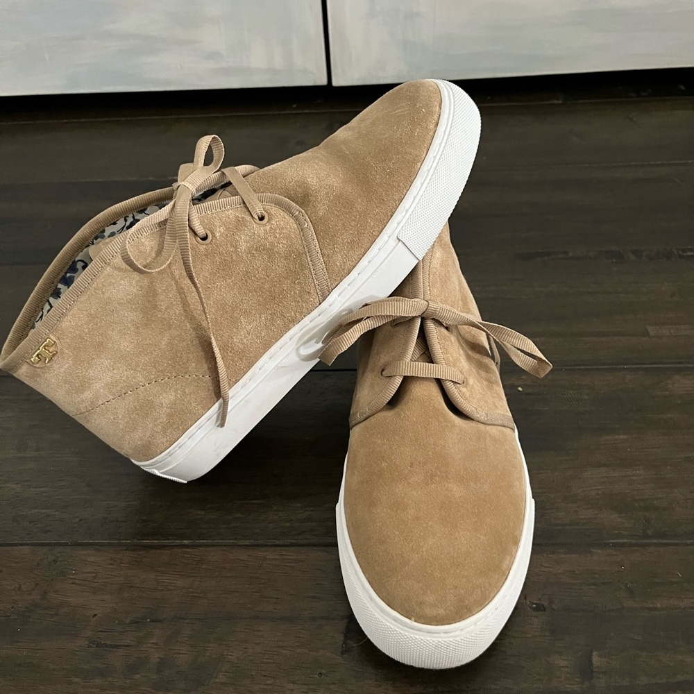 Tory Burch Izzy Lace-up Suede Sneakers